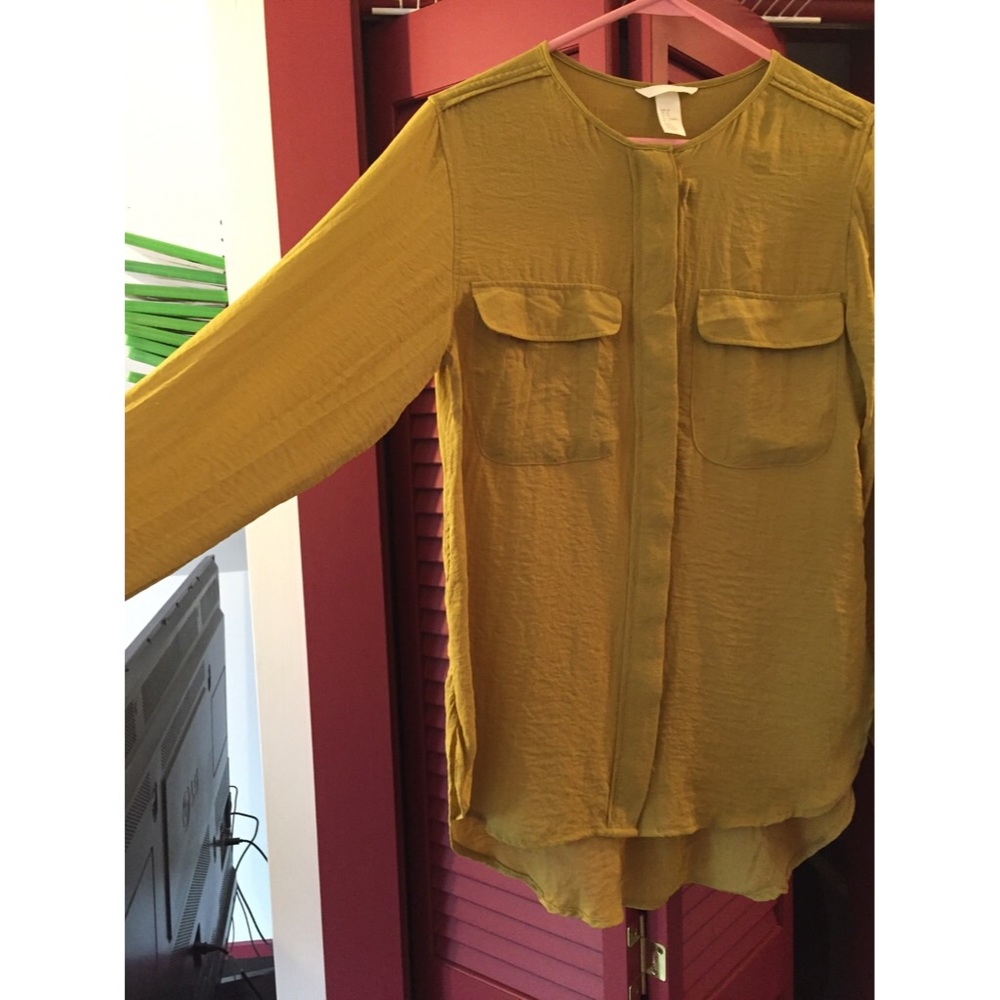 Daily blouse🌱❣️ - Picture 2 of 6